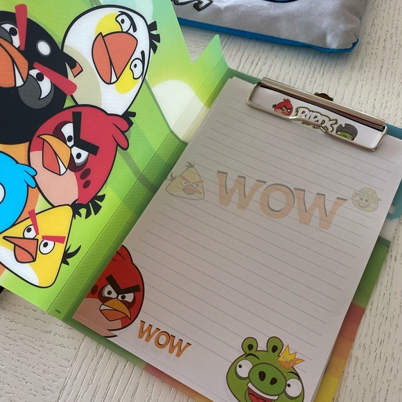 ‘Angry Birds’ Gift Bundle - Picture 2 of 7